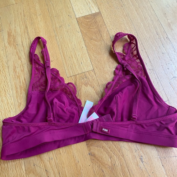 Lightly lined VS Pink size s bralette - Picture 2 of 4